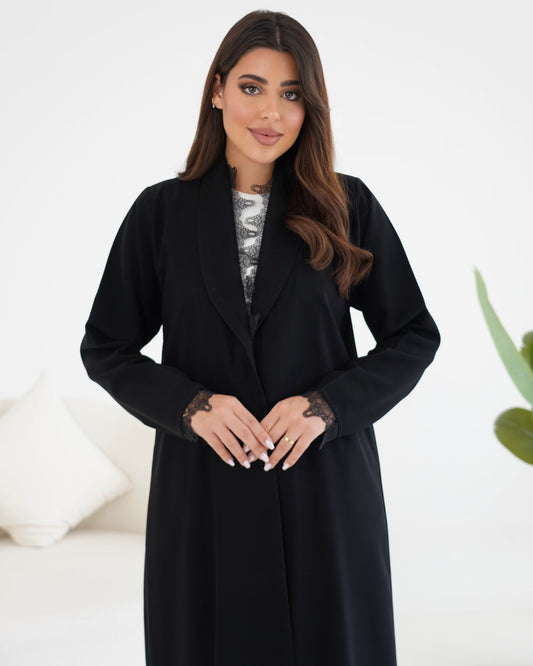Lace collar